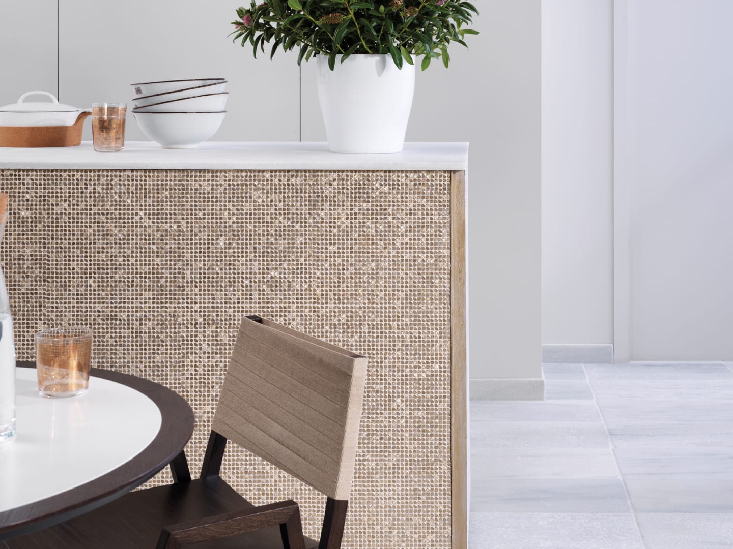 Gravity Aluminium Cubic Gold