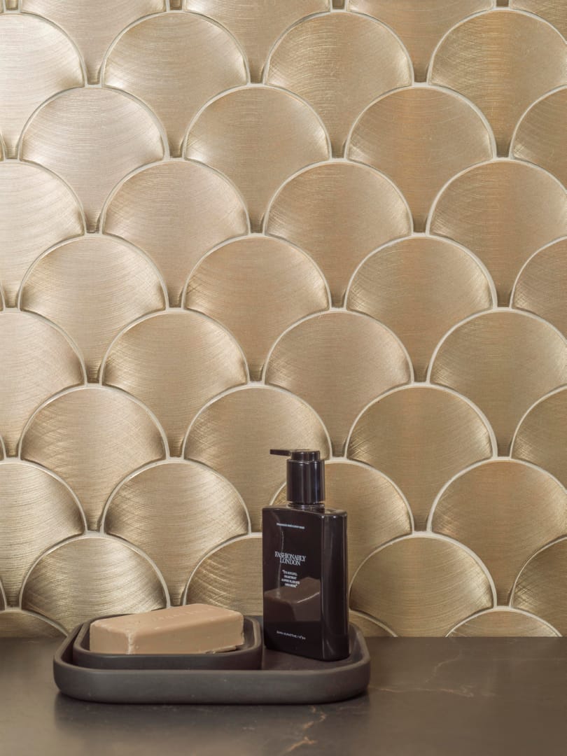 Gravity Aluminium Shell Gold