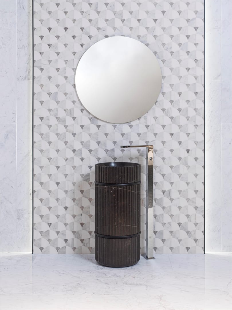 Figure Shell Light