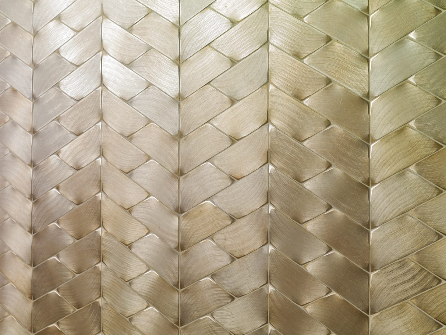 Gravity Aluminium Trace Gold